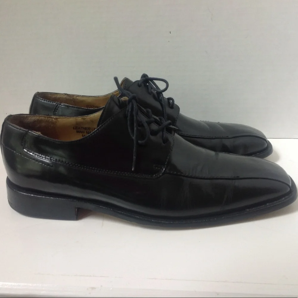 Cole Haan Black Leather Derby Shoes Bicycle Toe